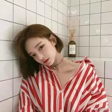 在她们眼中
